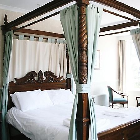 Cliff Head Hotel Carlyon Bay Oda fotoğraf
