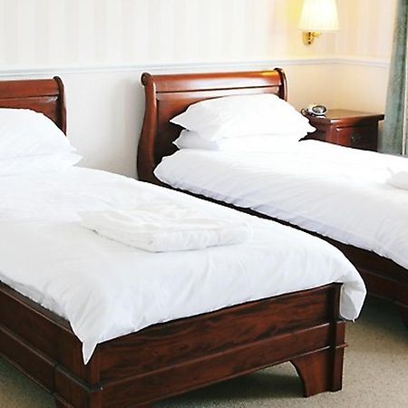 Cliff Head Hotel Carlyon Bay Oda fotoğraf